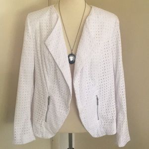 🌷Lane Bryant- White Eyelet Blazer